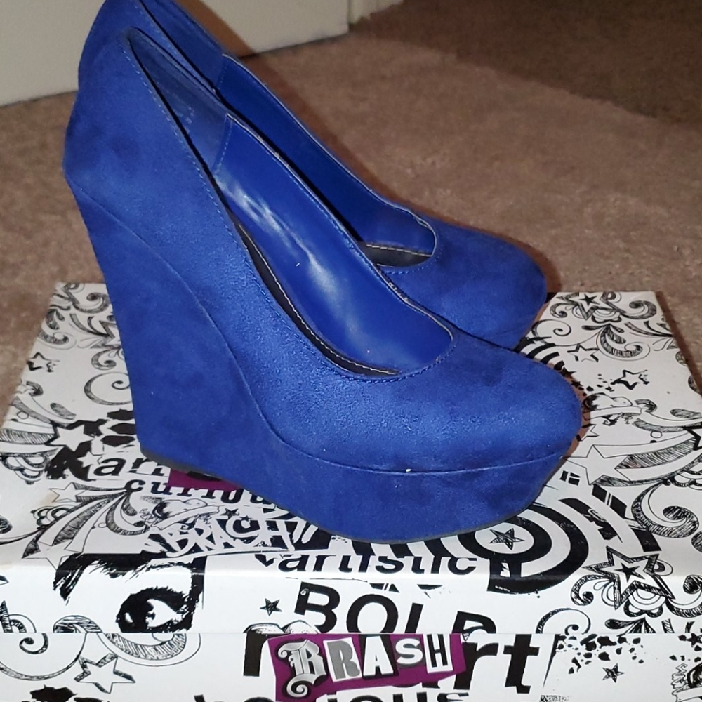 Cobalt Lunar Heels